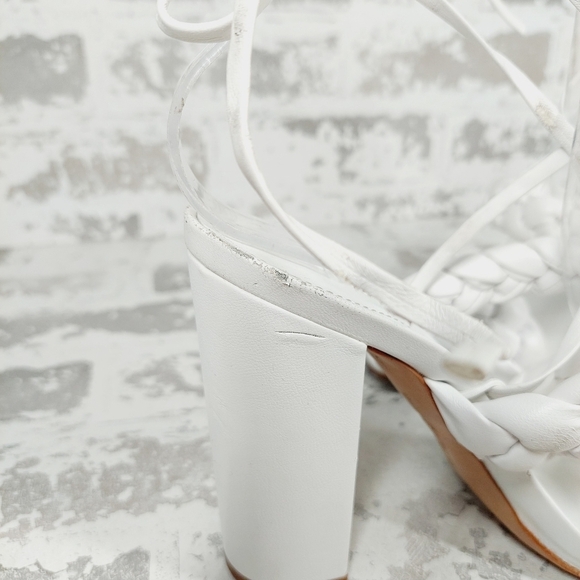 New SCHUTZ Zarda Ankle Tie Sandal In White i484 - Picture 4 of 13